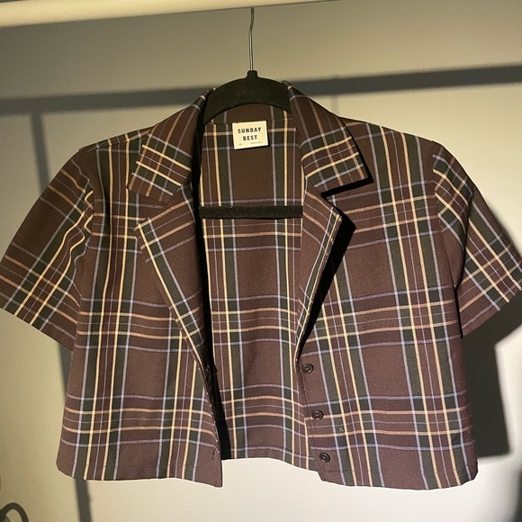 ARITZIA Sunday Best Tuesday Button-Up - Picture 6 of 12